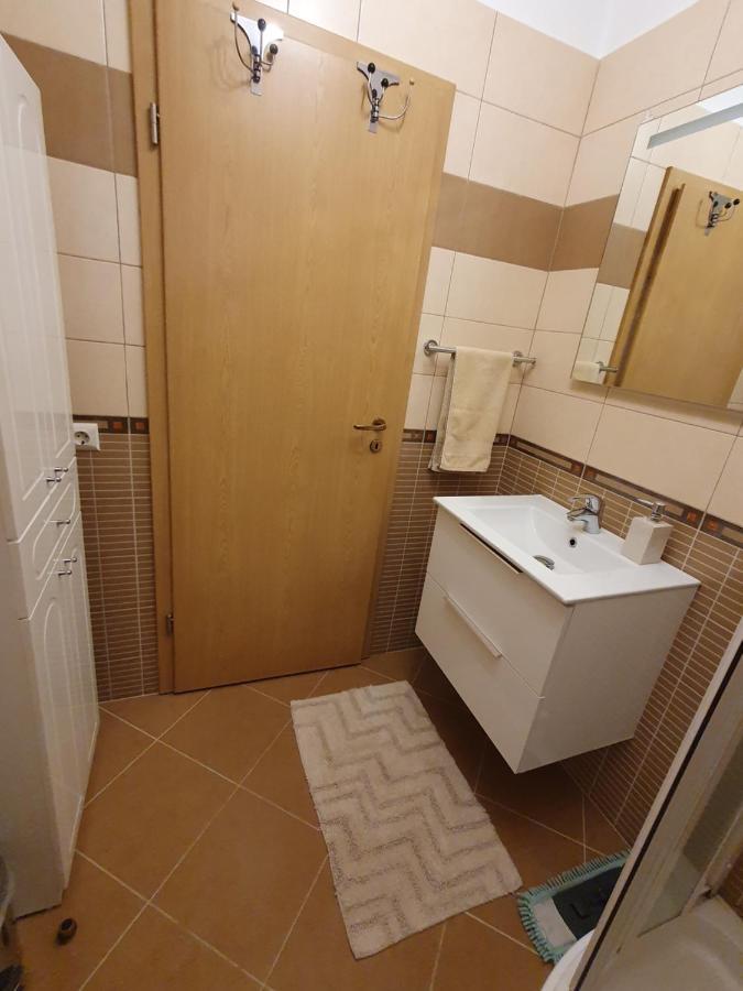 Smiley Apartment Sibiu Exterior foto