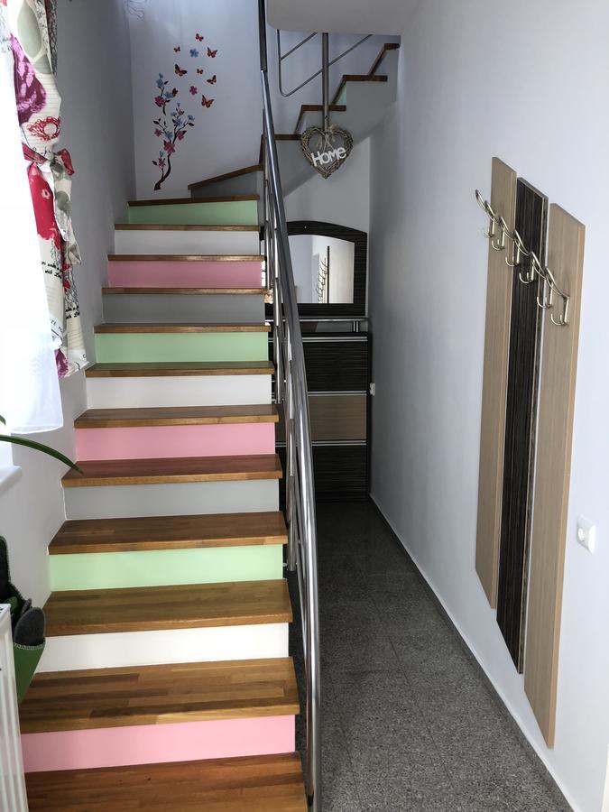 Smiley Apartment Sibiu Exterior foto